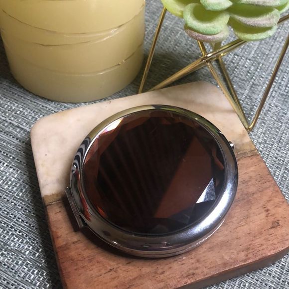 #21sass 💄NWOT Artisan Amber Crystal & Sass Talk Compact Makeup Mirror💄🤷🏼‍♀️ - Picture 7 of 15